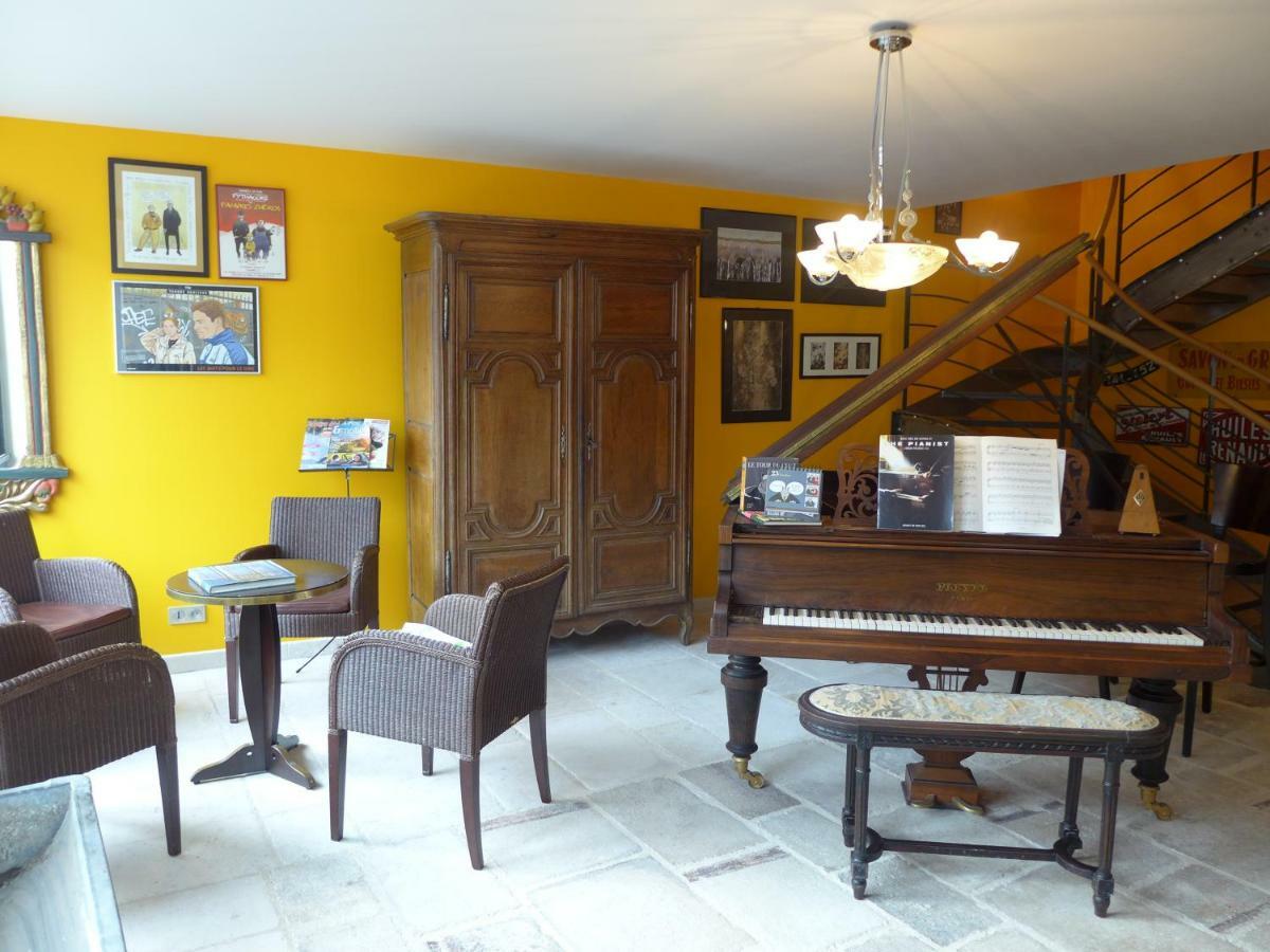 Biesles Le Piano酒店 外观 照片